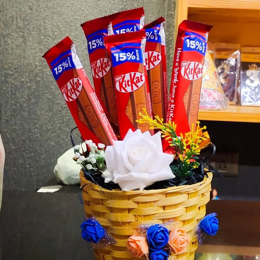 Kitkat basket hamper